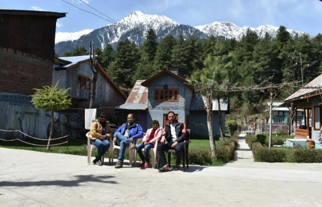 New Relax Inn, Pahalgam, 2 Km From Lidder Valley Exterior photo