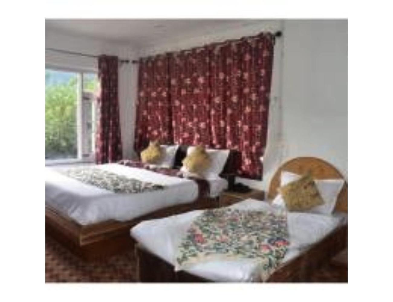 New Relax Inn, Pahalgam, 2 Km From Lidder Valley Exterior photo