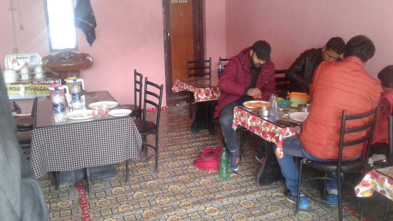 New Relax Inn, Pahalgam, 2 Km From Lidder Valley Exterior photo